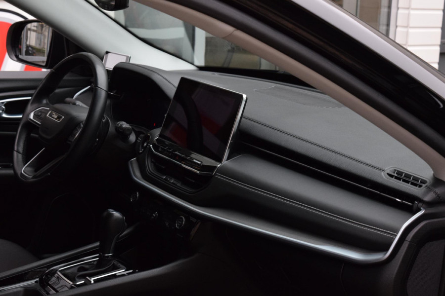 Jeep Compass 4xe 190 Plug-in Hybrid Electric Limited Lease Ed. Jeep Compass 4xe 190 Plug-in Hybrid Electric Limited Lease Ed.