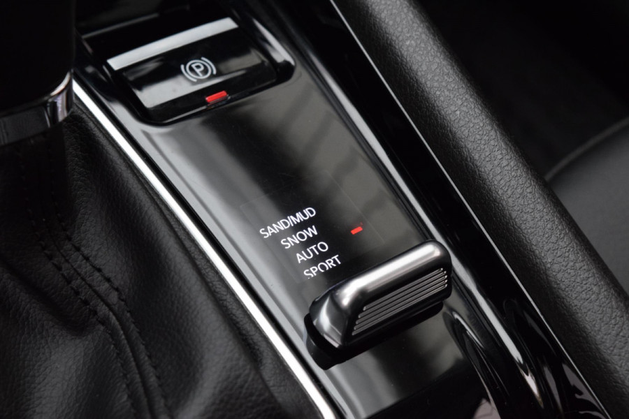 Jeep Compass 4xe 190 Plug-in Hybrid Electric Limited Lease Ed. Jeep Compass 4xe 190 Plug-in Hybrid Electric Limited Lease Ed.