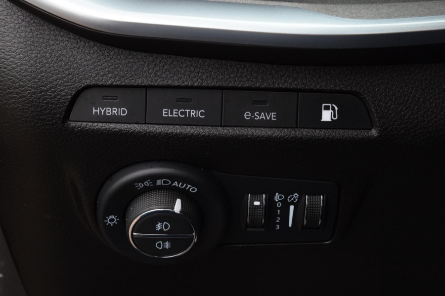 Jeep Compass 4xe 190 Plug-in Hybrid Electric Limited Lease Ed. Jeep Compass 4xe 190 Plug-in Hybrid Electric Limited Lease Ed.