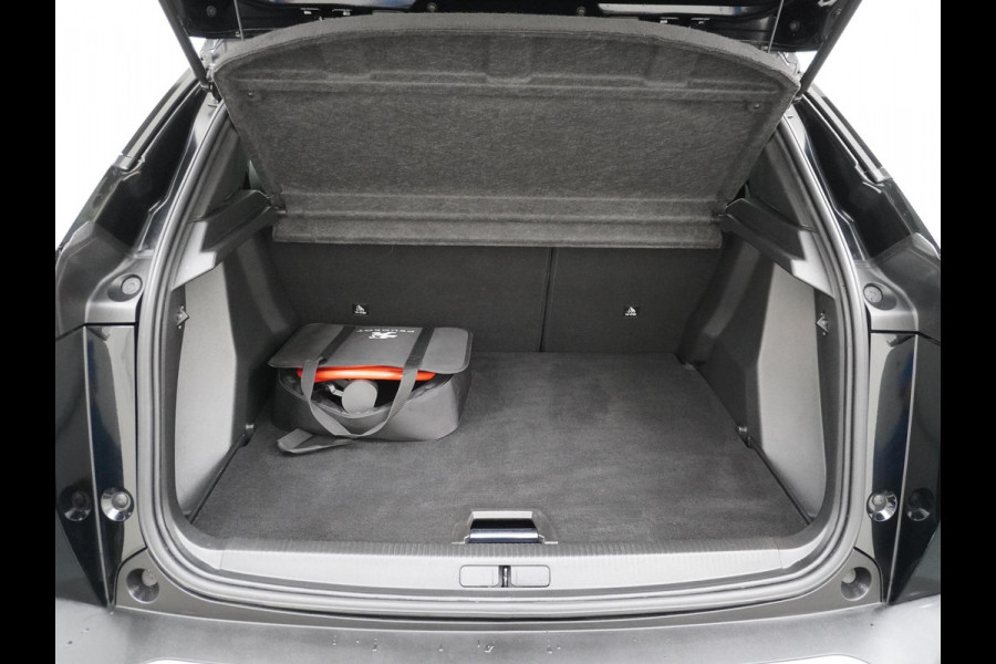 Peugeot e-2008 EV Allure 50 kWh 3 FASE LADEN | RIJKLAARPRIJS INCL. 12MND BOVAG | CAMERA