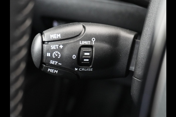 Peugeot e-2008 EV Allure 50 kWh 3 FASE LADEN | RIJKLAARPRIJS INCL. 12MND BOVAG | CAMERA