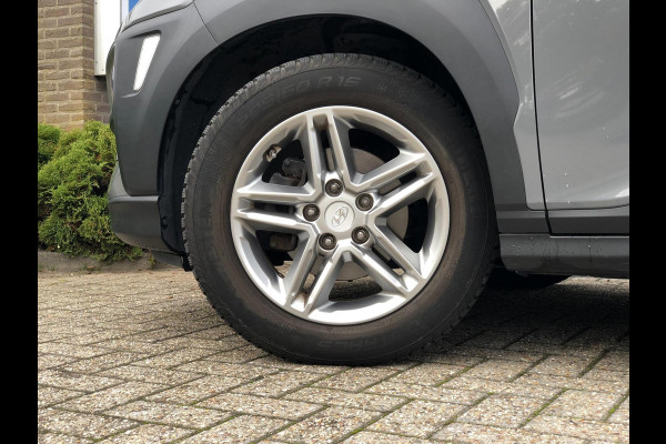 Hyundai Kona 1.0 T-GDI Comfort | Navi, Cruise, Clima, DAB, Camera, Carplay/Android | Goed Onderhouden! | Hyundai Kona 1.0 T-GDI Comfort | Navi, Cruise, Clima, DAB, Camera, Carplay/Android | Goed Onderhouden! |