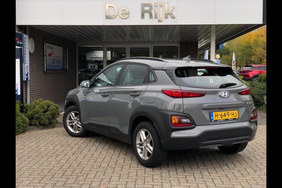 Hyundai Kona 1.0 T-GDI Comfort | Navi, Cruise, Clima, DAB, Camera, Carplay/Android | Goed Onderhouden! | Hyundai Kona 1.0 T-GDI Comfort | Navi, Cruise, Clima, DAB, Camera, Carplay/Android | Goed Onderhouden! |
