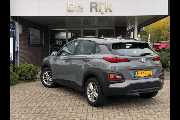 Hyundai Kona 1.0 T-GDI Comfort | Navi, Cruise, Clima, DAB, Camera, Carplay/Android | Goed Onderhouden! | Hyundai Kona 1.0 T-GDI Comfort | Navi, Cruise, Clima, DAB, Camera, Carplay/Android | Goed Onderhouden! |
