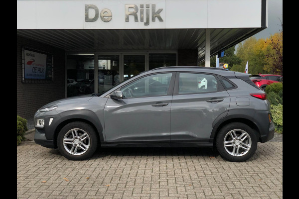 Hyundai Kona 1.0 T-GDI Comfort | Navi, Cruise, Clima, DAB, Camera, Carplay/Android | Goed Onderhouden! | Hyundai Kona 1.0 T-GDI Comfort | Navi, Cruise, Clima, DAB, Camera, Carplay/Android | Goed Onderhouden! |