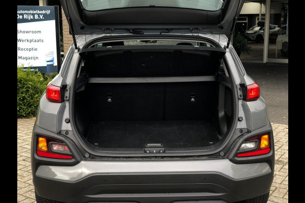 Hyundai Kona 1.0 T-GDI Comfort | Navi, Cruise, Clima, DAB, Camera, Carplay/Android | Goed Onderhouden! | Hyundai Kona 1.0 T-GDI Comfort | Navi, Cruise, Clima, DAB, Camera, Carplay/Android | Goed Onderhouden! |