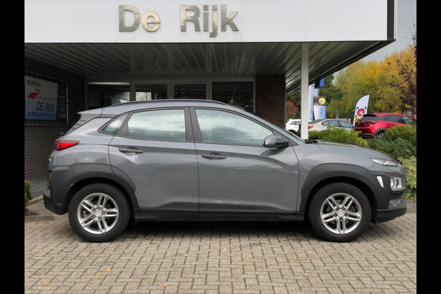 Hyundai Kona 1.0 T-GDI Comfort | Navi, Cruise, Clima, DAB, Camera, Carplay/Android | Goed Onderhouden! | Hyundai Kona 1.0 T-GDI Comfort | Navi, Cruise, Clima, DAB, Camera, Carplay/Android | Goed Onderhouden! |