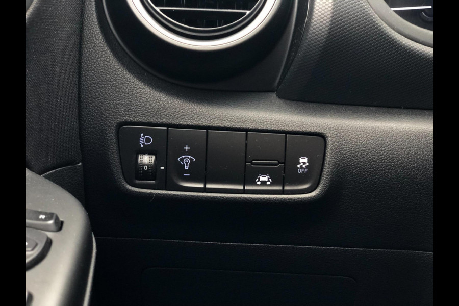 Hyundai Kona 1.0 T-GDI Comfort | Navi, Cruise, Clima, DAB, Camera, Carplay/Android | Goed Onderhouden! | Hyundai Kona 1.0 T-GDI Comfort | Navi, Cruise, Clima, DAB, Camera, Carplay/Android | Goed Onderhouden! |