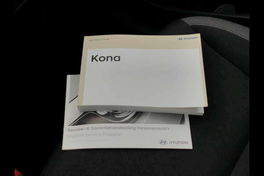 Hyundai Kona 1.0 T-GDI Comfort | Navi, Cruise, Clima, DAB, Camera, Carplay/Android | Goed Onderhouden! | Hyundai Kona 1.0 T-GDI Comfort | Navi, Cruise, Clima, DAB, Camera, Carplay/Android | Goed Onderhouden! |