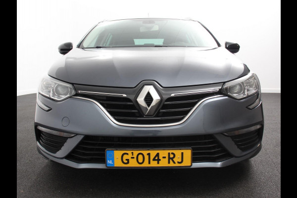 Renault MEGANE Estate 1.3 TCe Limited Cruise control Climate control Navigatie Parkeersensoren achter Lichtmetalen velgen LED Renault MEGANE Estate 1.3 TCe Limited Cruise control Climate control Navigatie Parkeersensoren achter Lichtmetalen velgen LED