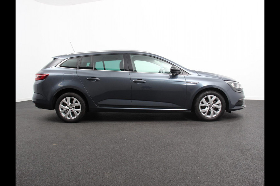 Renault MEGANE Estate 1.3 TCe Limited Cruise control Climate control Navigatie Parkeersensoren achter Lichtmetalen velgen LED Renault MEGANE Estate 1.3 TCe Limited Cruise control Climate control Navigatie Parkeersensoren achter Lichtmetalen velgen LED