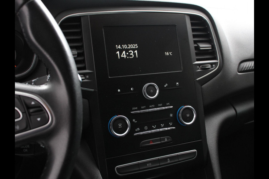 Renault MEGANE Estate 1.3 TCe Limited Cruise control Climate control Navigatie Parkeersensoren achter Lichtmetalen velgen LED Renault MEGANE Estate 1.3 TCe Limited Cruise control Climate control Navigatie Parkeersensoren achter Lichtmetalen velgen LED