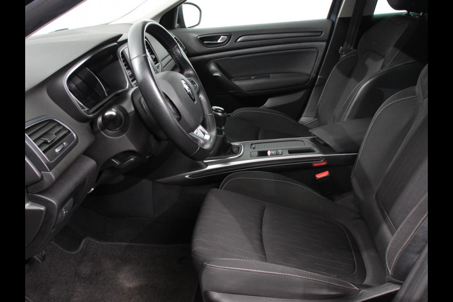 Renault MEGANE Estate 1.3 TCe Limited Cruise control Climate control Navigatie Parkeersensoren achter Lichtmetalen velgen LED Renault MEGANE Estate 1.3 TCe Limited Cruise control Climate control Navigatie Parkeersensoren achter Lichtmetalen velgen LED