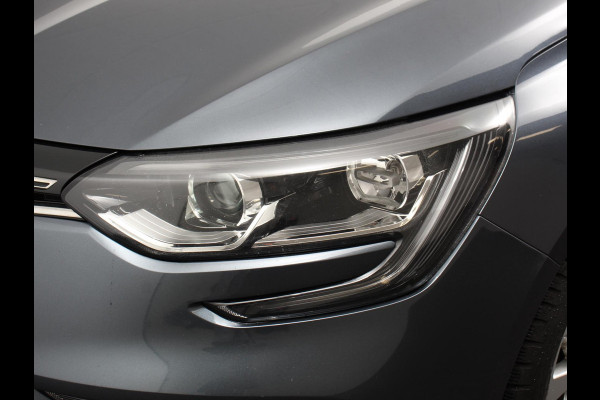 Renault MEGANE Estate 1.3 TCe Limited Cruise control Climate control Navigatie Parkeersensoren achter Lichtmetalen velgen LED Renault MEGANE Estate 1.3 TCe Limited Cruise control Climate control Navigatie Parkeersensoren achter Lichtmetalen velgen LED