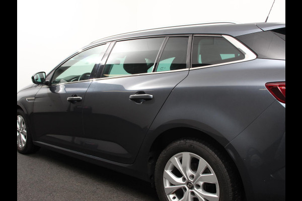 Renault MEGANE Estate 1.3 TCe Limited Cruise control Climate control Navigatie Parkeersensoren achter Lichtmetalen velgen LED Renault MEGANE Estate 1.3 TCe Limited Cruise control Climate control Navigatie Parkeersensoren achter Lichtmetalen velgen LED