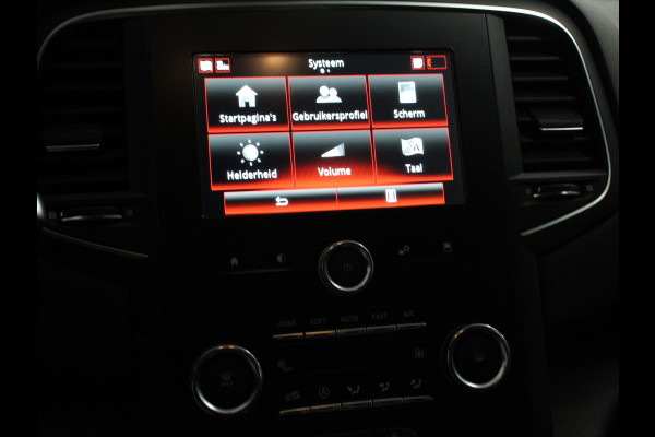 Renault MEGANE Estate 1.3 TCe Limited Cruise control Climate control Navigatie Parkeersensoren achter Lichtmetalen velgen LED Renault MEGANE Estate 1.3 TCe Limited Cruise control Climate control Navigatie Parkeersensoren achter Lichtmetalen velgen LED