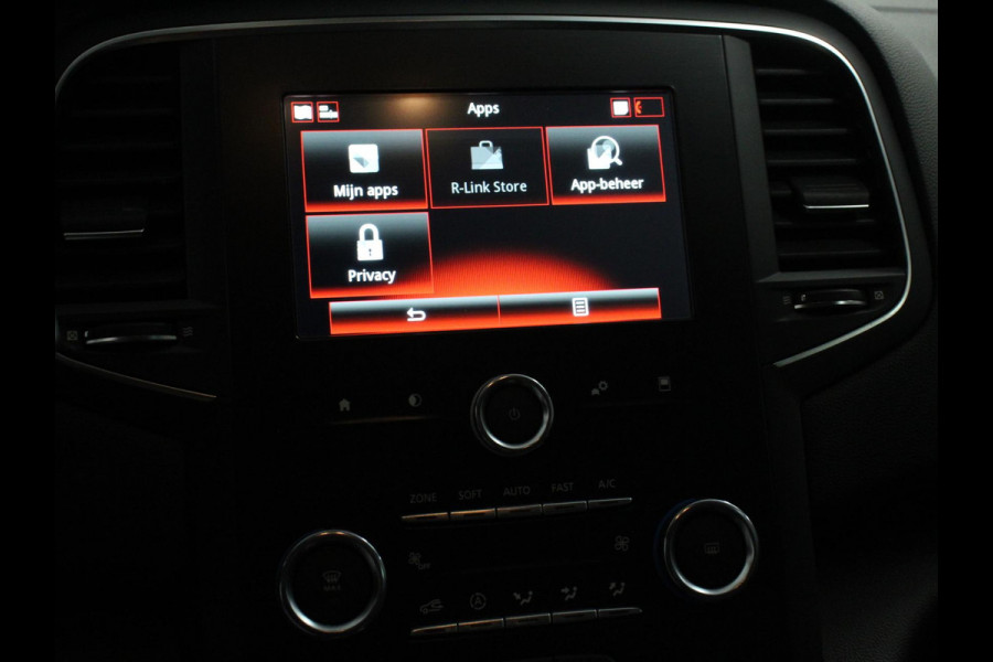 Renault MEGANE Estate 1.3 TCe Limited Cruise control Climate control Navigatie Parkeersensoren achter Lichtmetalen velgen LED Renault MEGANE Estate 1.3 TCe Limited Cruise control Climate control Navigatie Parkeersensoren achter Lichtmetalen velgen LED