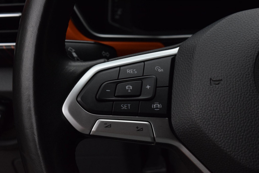 Volkswagen T-Cross 1.0 TSI Style|Led|18"|ACC|Virtual|Carplay