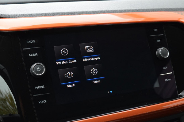 Volkswagen T-Cross 1.0 TSI Style|Led|18"|ACC|Virtual|Carplay