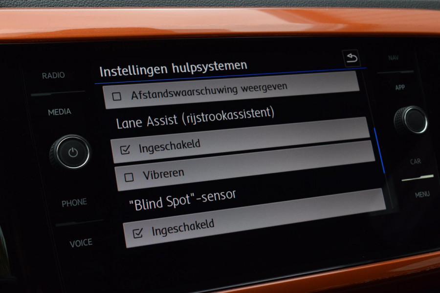 Volkswagen T-Cross 1.0 TSI Style|Led|18"|ACC|Virtual|Carplay