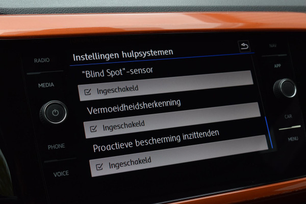 Volkswagen T-Cross 1.0 TSI Style|Led|18"|ACC|Virtual|Carplay