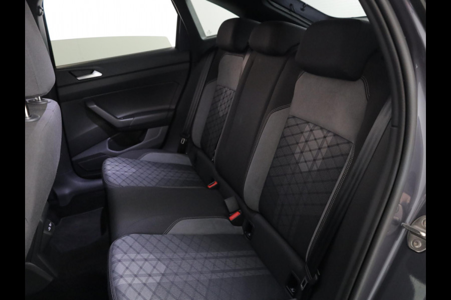 Volkswagen Taigo 1.0 TSI R-Line Edition 116 pk Automaat (DSG) | Verlengde garantie | Navigatie | Parkeersensoren | Achteruitrijcamera | Black Style pakket | Stoelverwarming | R-Line | Volkswagen Taigo 1.0 TSI R-Line Edition 116 pk Automaat (DSG) | Verlengde garantie | Navigatie | Parkeersensoren | Achteruitrijcamera | Black Style pakket | Stoelverwarming | R-Line |