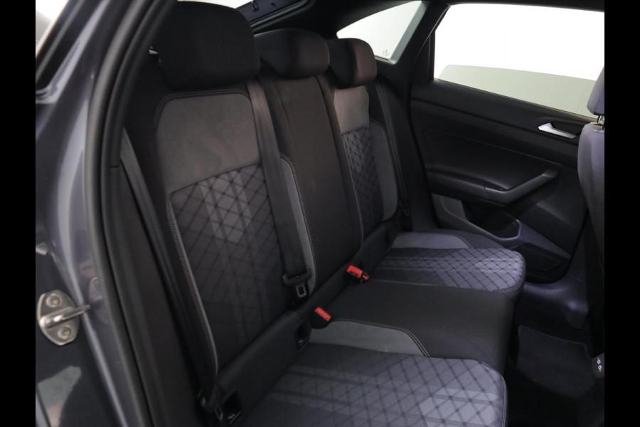 Volkswagen Taigo 1.0 TSI R-Line Edition 116 pk Automaat (DSG) | Verlengde garantie | Navigatie | Parkeersensoren | Achteruitrijcamera | Black Style pakket | Stoelverwarming | R-Line | Volkswagen Taigo 1.0 TSI R-Line Edition 116 pk Automaat (DSG) | Verlengde garantie | Navigatie | Parkeersensoren | Achteruitrijcamera | Black Style pakket | Stoelverwarming | R-Line |