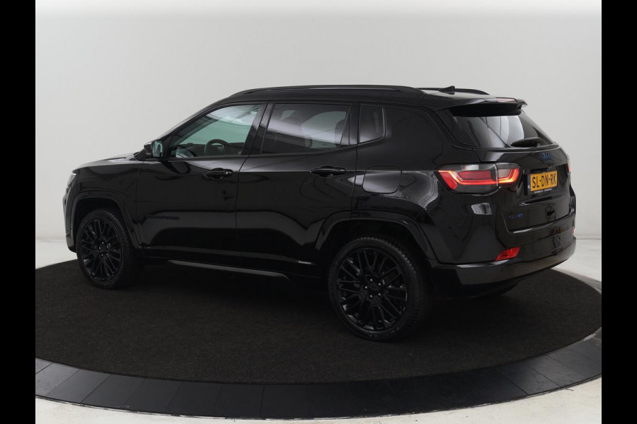 Jeep Compass 4xe 240 Plug-in Hybrid Electric S | Leder | Stoel & stuurverwarming | Adaptive cruise | Camera | Carplay | Keyless | Elektrische stoelen | 19'' | Digital Cockpit | Navigatie | PHEV | Plug In