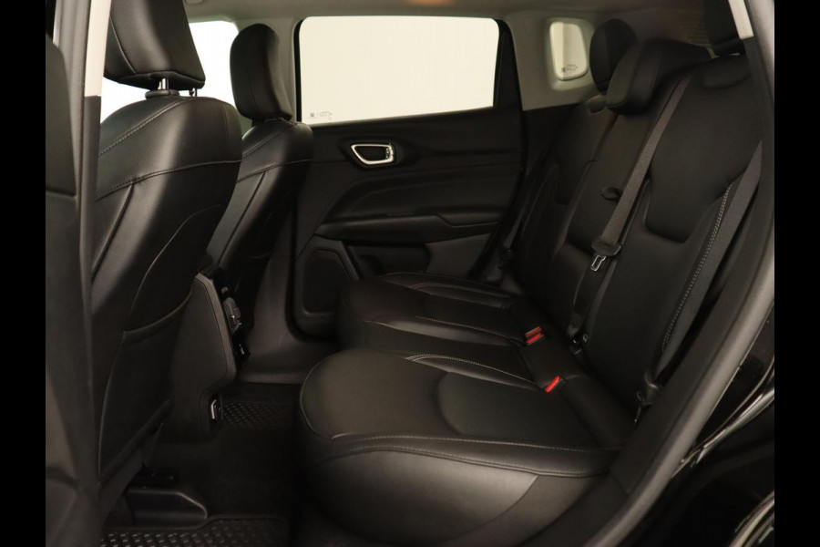 Jeep Compass 4xe 240 Plug-in Hybrid Electric S | Leder | Stoel & stuurverwarming | Adaptive cruise | Camera | Carplay | Keyless | Elektrische stoelen | 19'' | Digital Cockpit | Navigatie | PHEV | Plug In