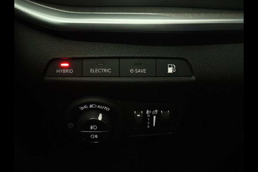 Jeep Compass 4xe 240 Plug-in Hybrid Electric S | Leder | Stoel & stuurverwarming | Adaptive cruise | Camera | Carplay | Keyless | Elektrische stoelen | 19'' | Digital Cockpit | Navigatie | PHEV | Plug In