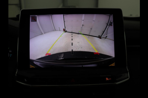 Jeep Compass 4xe 240 Plug-in Hybrid Electric S | Leder | Stoel & stuurverwarming | Adaptive cruise | Camera | Carplay | Keyless | Elektrische stoelen | 19'' | Digital Cockpit | Navigatie | PHEV | Plug In