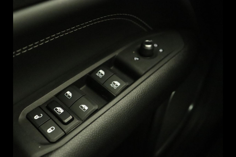 Jeep Compass 4xe 240 Plug-in Hybrid Electric S | Leder | Stoel & stuurverwarming | Adaptive cruise | Camera | Carplay | Keyless | Elektrische stoelen | 19'' | Digital Cockpit | Navigatie | PHEV | Plug In