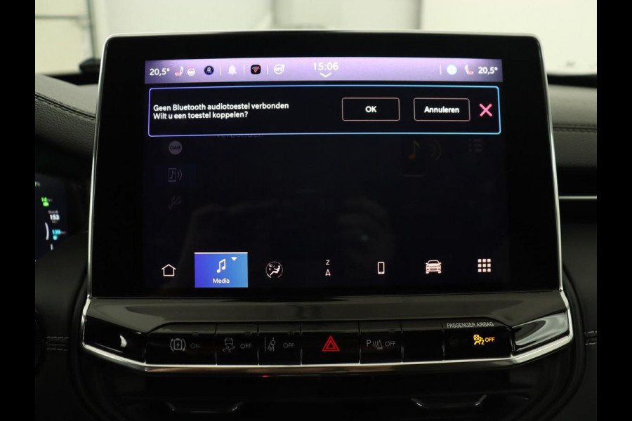 Jeep Compass 4xe 240 Plug-in Hybrid Electric S | Leder | Stoel & stuurverwarming | Adaptive cruise | Camera | Carplay | Keyless | Elektrische stoelen | 19'' | Digital Cockpit | Navigatie | PHEV | Plug In