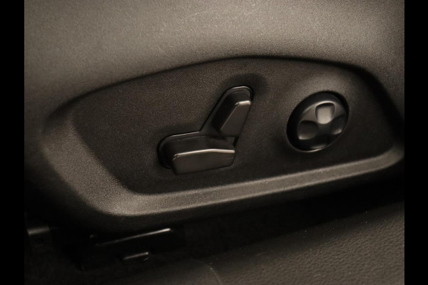 Jeep Compass 4xe 240 Plug-in Hybrid Electric S | Leder | Stoel & stuurverwarming | Adaptive cruise | Camera | Carplay | Keyless | Elektrische stoelen | 19'' | Digital Cockpit | Navigatie | PHEV | Plug In