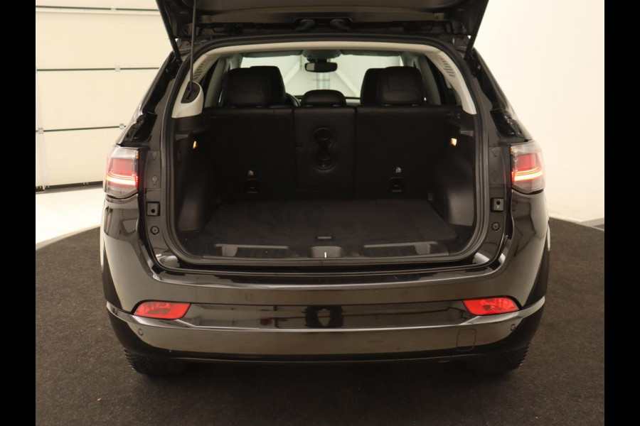 Jeep Compass 4xe 240 Plug-in Hybrid Electric S | Leder | Stoel & stuurverwarming | Adaptive cruise | Camera | Carplay | Keyless | Elektrische stoelen | 19'' | Digital Cockpit | Navigatie | PHEV | Plug In
