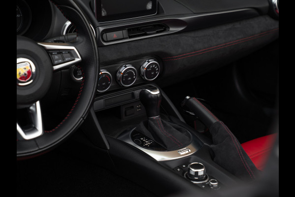 Abarth 124 Spider | Automaat | Bose | Camera | Navi | Stoelverwarming Abarth 124 Spider | Automaat | Bose | Camera | Navi | Stoelverwarming