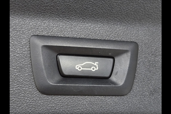 BMW X3 xDrive30e M SPORT | ELEKTR. TREKHAAK | 20 INCH LM VELGEN | CAMERA | BMW LIVE COCKPIT |