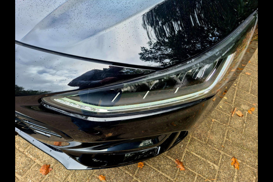 Ford Focus 1.0 EcoBoost Hybrid ST Line