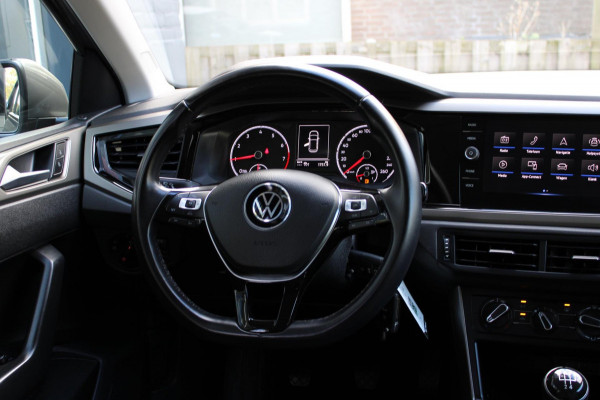 Volkswagen Polo 1.0 TSI R-Line Edition Airco CarPlay Pdc Nap Volkswagen Polo 1.0 TSI R-Line Edition Airco CarPlay Pdc Nap