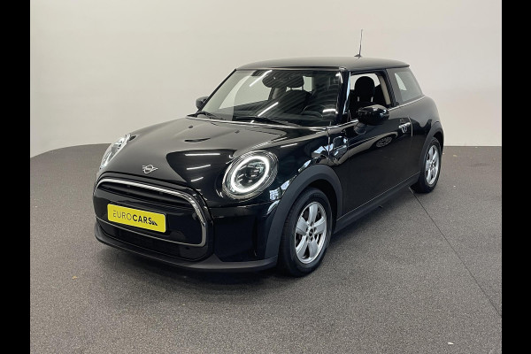 MINI Cooper 1.5 136pk DCT-7 Aut. Serious Business Navigatie Apple Carplay/Android Auto Parkeersensoren achter Cruise Control Virtual Cockpit Full LED Climate Control