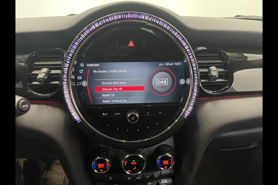 MINI Cooper 1.5 136pk DCT-7 Aut. Serious Business Navigatie Apple Carplay/Android Auto Parkeersensoren achter Cruise Control Virtual Cockpit Full LED Climate Control