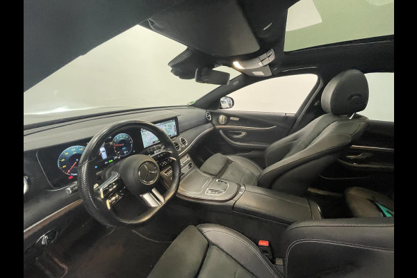 Mercedes-Benz E-Klasse 300e PHEV AMG Line Auto. Estate Panoramadak Navigatie Appel Carplay/ Android Auto Parkeersensoren Cruise Control Led Burmester Soundsystem Sfeerverlichting Elektrische achterklep Climate Control