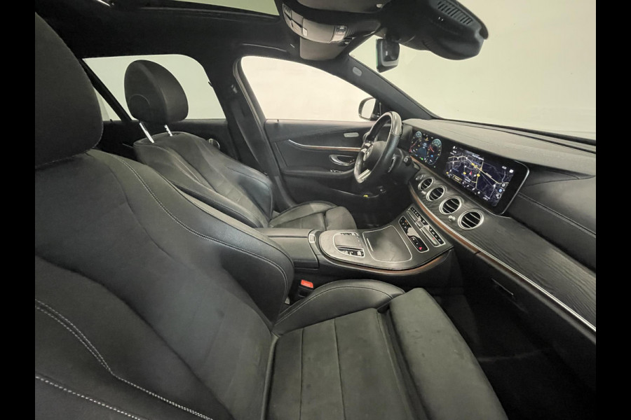 Mercedes-Benz E-Klasse 300e PHEV AMG Line Auto. Estate Panoramadak Navigatie Appel Carplay/ Android Auto Parkeersensoren Cruise Control Led Burmester Soundsystem Sfeerverlichting Elektrische achterklep Climate Control