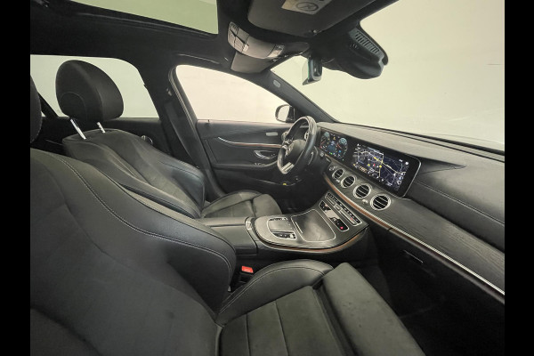 Mercedes-Benz E-Klasse 300e PHEV AMG Line Auto. Estate Panoramadak Navigatie Appel Carplay/ Android Auto Parkeersensoren Cruise Control Led Burmester Soundsystem Sfeerverlichting Elektrische achterklep Climate Control