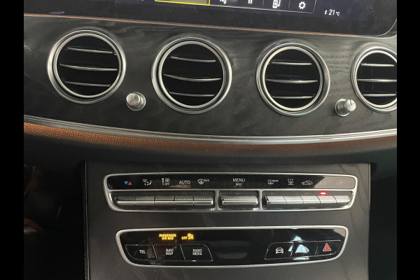 Mercedes-Benz E-Klasse 300e PHEV AMG Line Auto. Estate Panoramadak Navigatie Appel Carplay/ Android Auto Parkeersensoren Cruise Control Led Burmester Soundsystem Sfeerverlichting Elektrische achterklep Climate Control