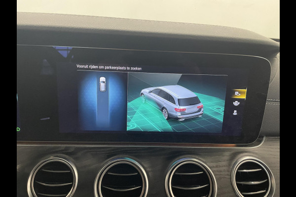 Mercedes-Benz E-Klasse 300e PHEV AMG Line Auto. Estate Panoramadak Navigatie Appel Carplay/ Android Auto Parkeersensoren Cruise Control Led Burmester Soundsystem Sfeerverlichting Elektrische achterklep Climate Control