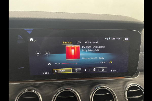 Mercedes-Benz E-Klasse 300e PHEV AMG Line Auto. Estate Panoramadak Navigatie Appel Carplay/ Android Auto Parkeersensoren Cruise Control Led Burmester Soundsystem Sfeerverlichting Elektrische achterklep Climate Control