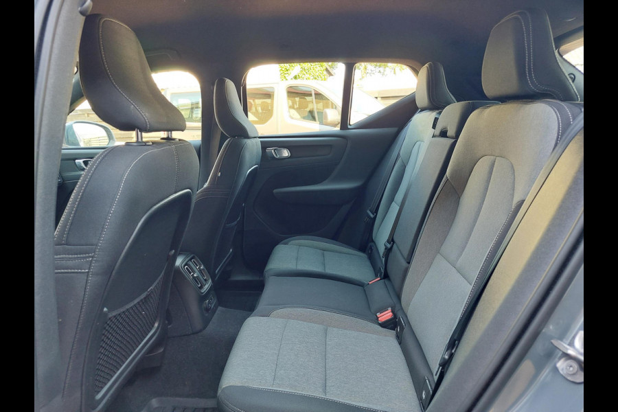 Volvo XC40 1.5 T4 Plug-in hybrid Core Bright | WinterPack | Camera | NAP Volvo XC40 1.5 T4 Plug-in hybrid Core Bright | WinterPack | Camera | NAP