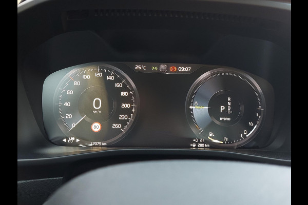 Volvo XC40 1.5 T4 Plug-in hybrid Core Bright | WinterPack | Camera | NAP Volvo XC40 1.5 T4 Plug-in hybrid Core Bright | WinterPack | Camera | NAP