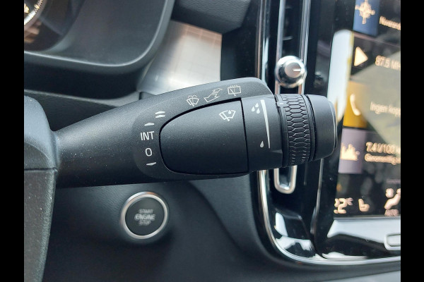 Volvo XC40 1.5 T4 Plug-in hybrid Core Bright | WinterPack | Camera | NAP Volvo XC40 1.5 T4 Plug-in hybrid Core Bright | WinterPack | Camera | NAP